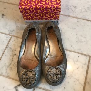 Tory Burch silver (powder suede) reva